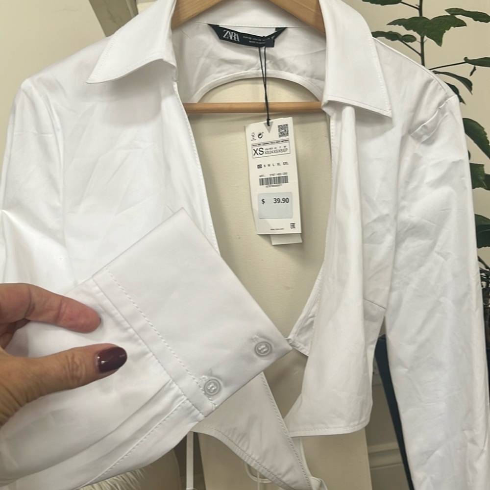 Zara White front tie - very crisp fabric